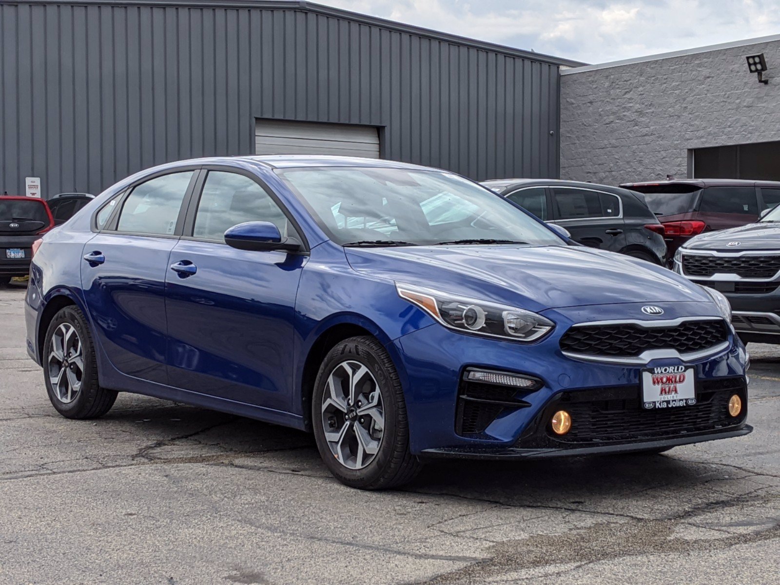 New 2020 Kia Forte LXS FWD 4dr Car